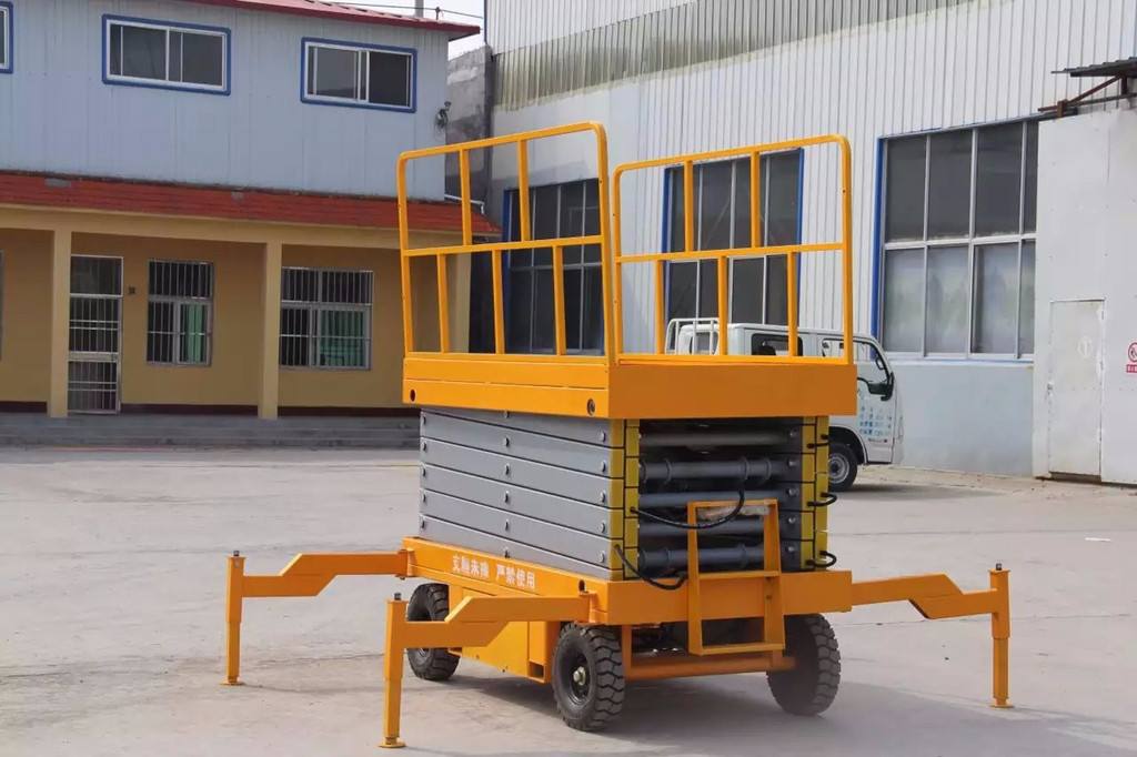 移动式升降机厂家(移动式升降机使用说明)