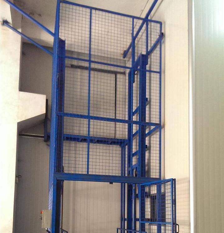 货梯升降机如何实现高效货物提升？