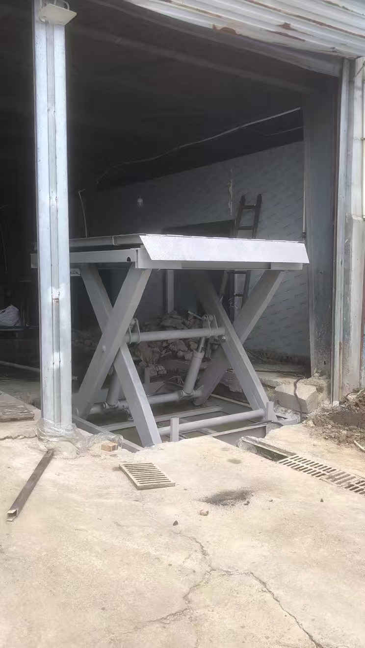 济南升降平台制造公司_安徽升降货梯平台市场前景如何_济南恒久升降平台